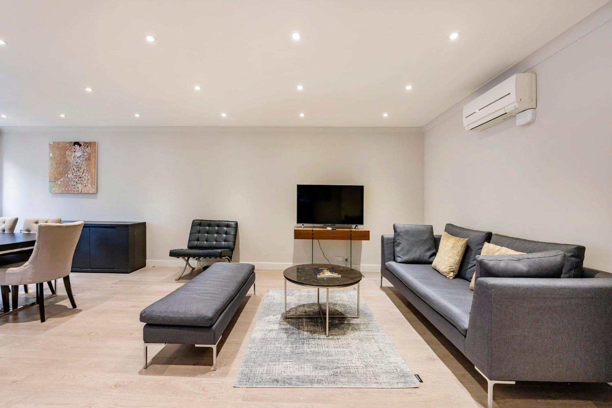 Beautiful 2-bed Flat-hosted By Sweetstay * Londra